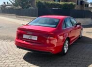 AUDI A4 2.0 Tdi 150 cv S-LINE S-LINE