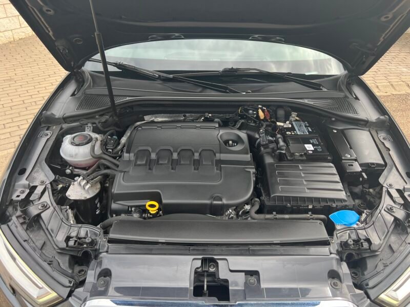 AUDI A3 30 TDI 116 Cv S-LINE