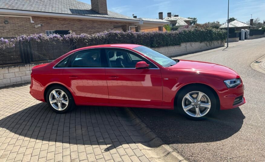 AUDI A4 2.0 Tdi 150 cv S-LINE S-LINE
