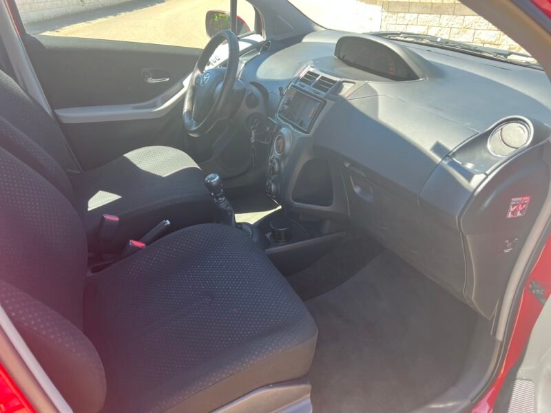 TOYOTA Yaris 1.4 d4d 90 cv Connect