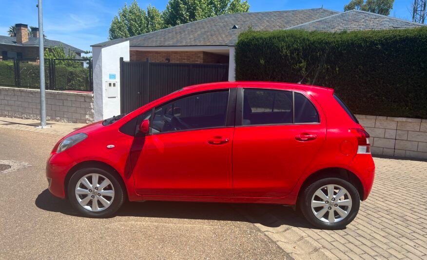 TOYOTA Yaris 1.4 d4d 90 cv Connect
