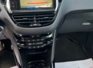 PEUGEOT 2008 1.2 Pure Tech AUT. ALLURE Allure