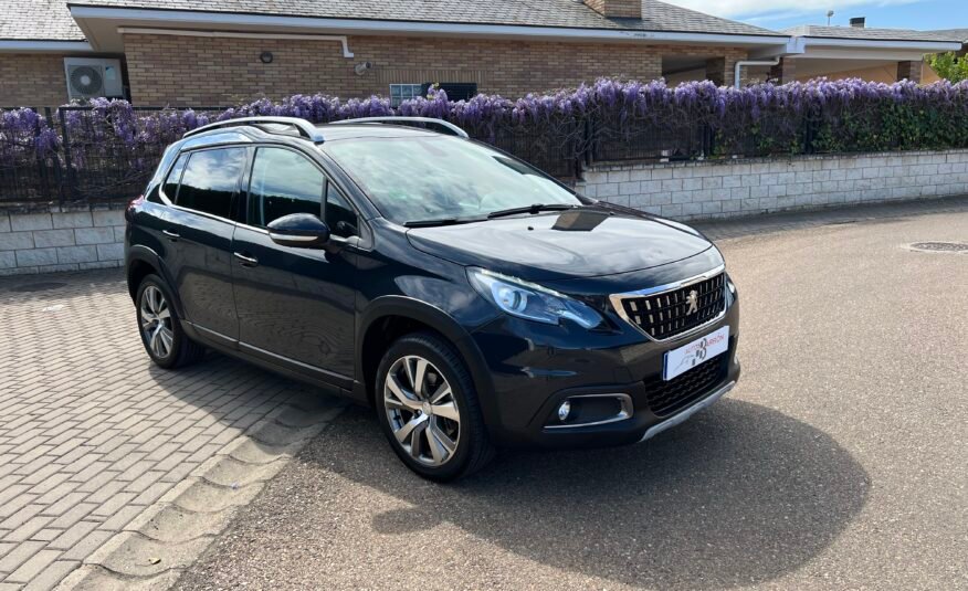 PEUGEOT 2008 1.2 Pure Tech AUT. ALLURE Allure