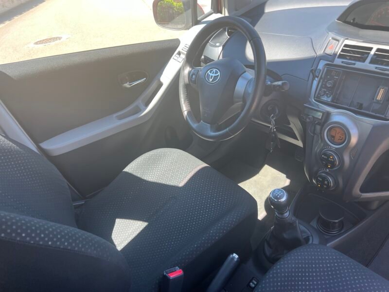 TOYOTA Yaris 1.4 d4d 90 cv Connect