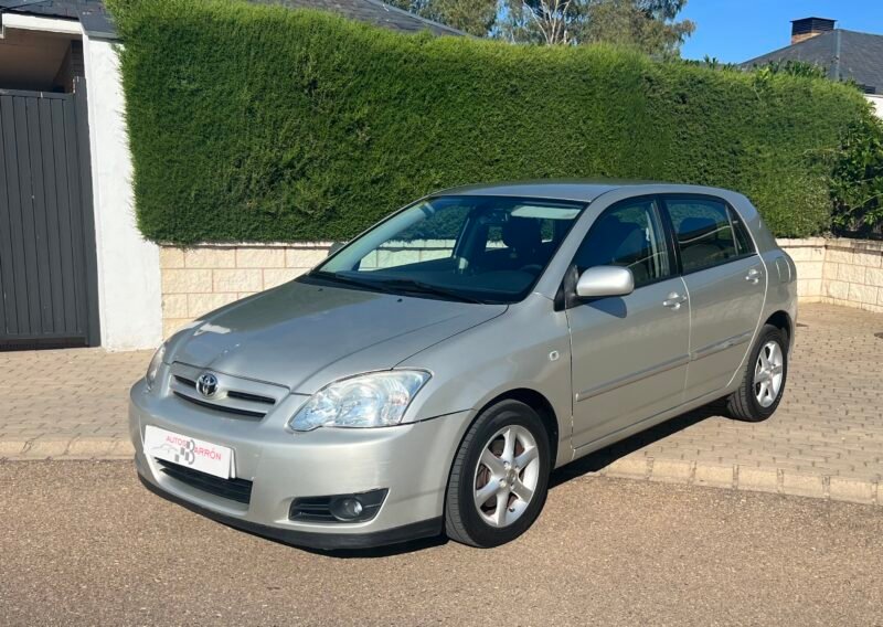TOYOTA Corolla 2.0 d4d 116 Cv SOL