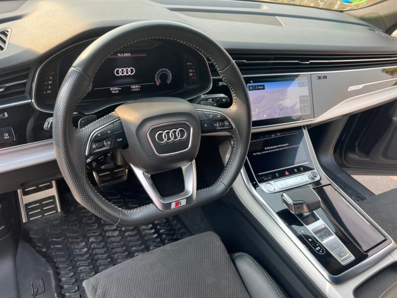 AUDI Q8 50 TDI 286 S-LINE QUATTRO