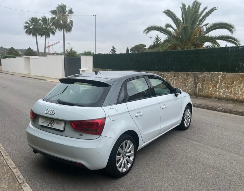 AUDI A1 1.6 Tdi 90 Cv SPORTBACK