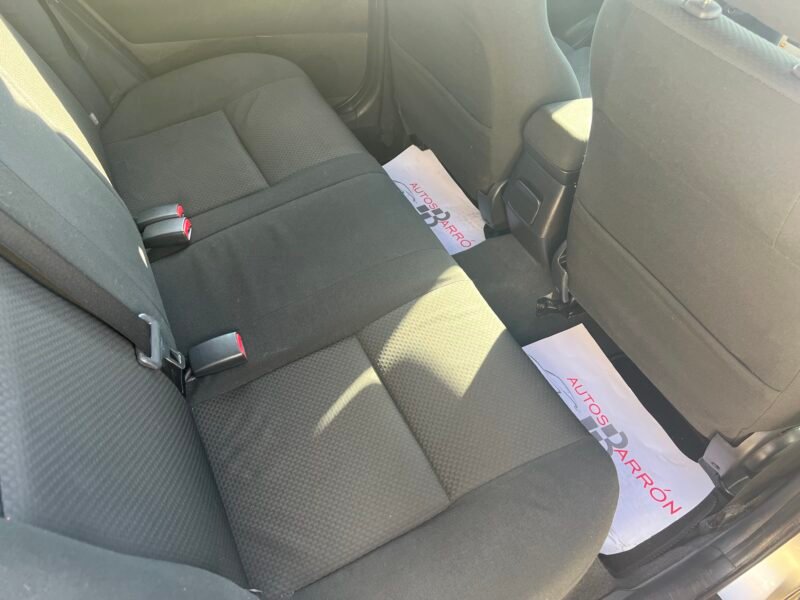 TOYOTA Corolla 2.0 d4d 116 Cv SOL