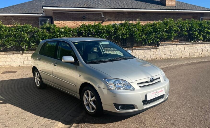 TOYOTA Corolla 2.0 d4d 116 Cv SOL