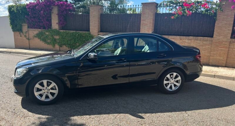MERCEDES-BENZ C 200 CDI 136 Cv