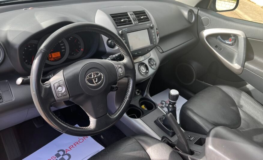 TOYOTA RAV4 2.2 d4d 177 cv 4×4 EXECUTIVE