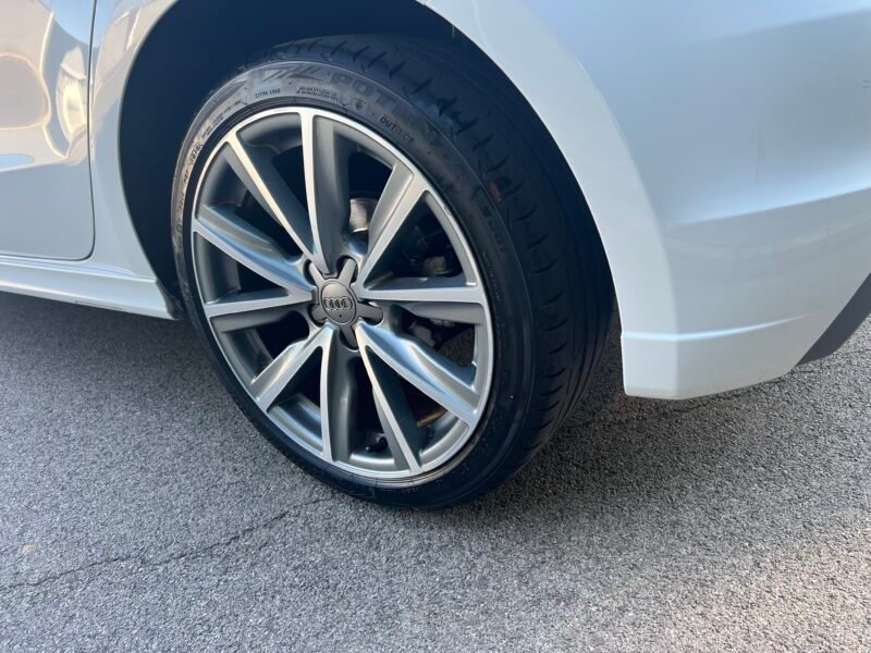AUDI A1 1.6 Tdi 90 Cv SPORTBACK S LINE