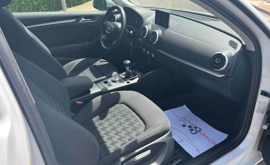 AUDI A1 1.6 TDI 105 Cv 6 Velocidades