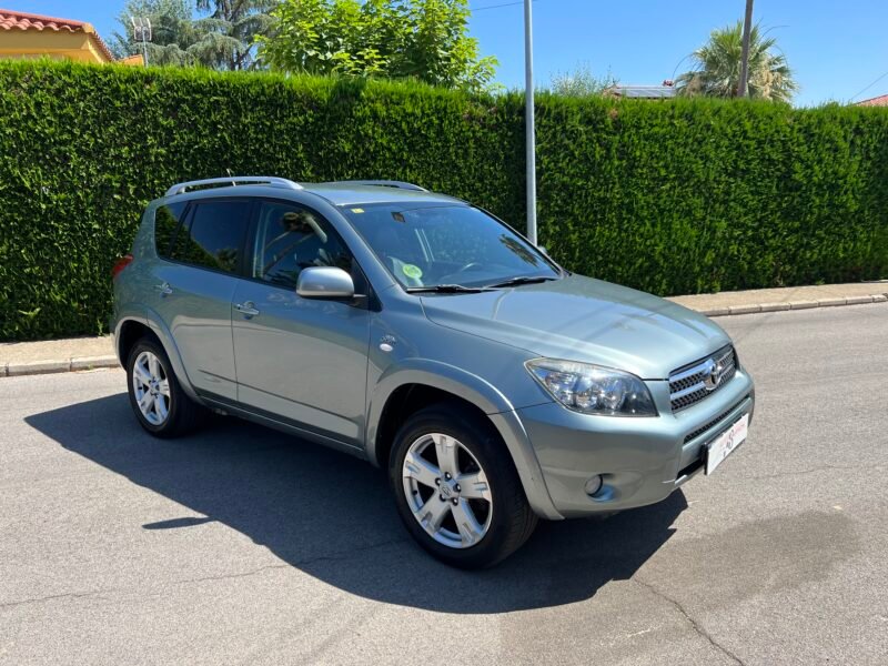 TOYOTA RAV4 2.2 d4d 177 cv 4×4 EXECUTIVE