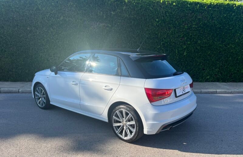 AUDI A1 1.6 Tdi 90 Cv SPORTBACK S LINE