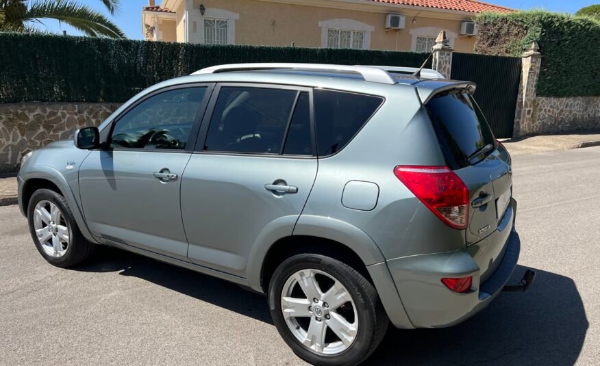TOYOTA RAV4 2.2 d4d 177 cv 4×4 EXECUTIVE