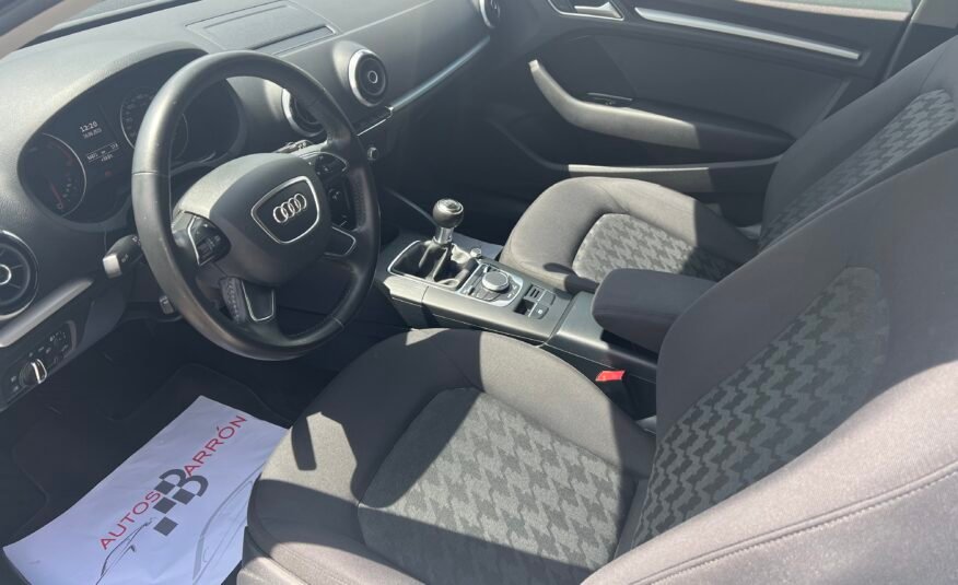 AUDI A1 1.6 TDI 105 Cv 6 Velocidades