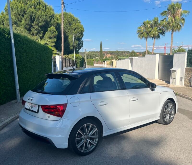 AUDI A1 1.6 Tdi 90 Cv SPORTBACK S LINE