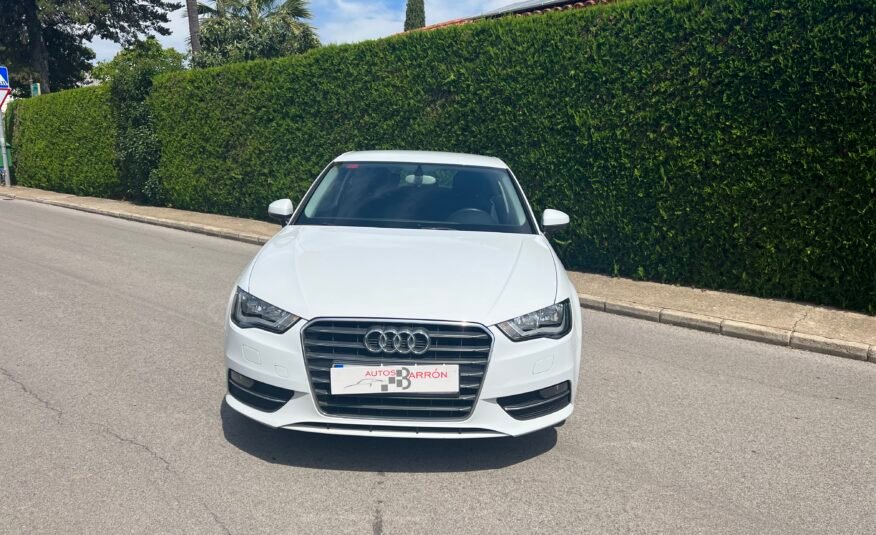 AUDI A1 1.6 TDI 105 Cv 6 Velocidades