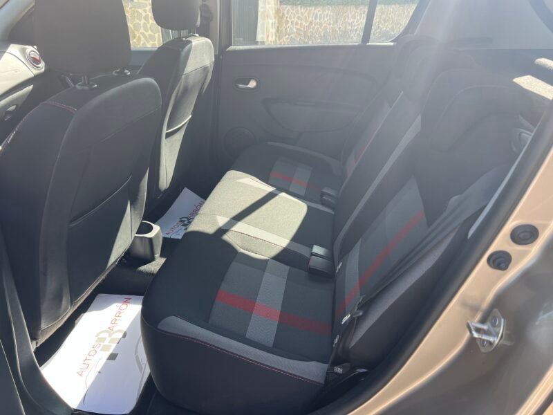 Dacia SANDERO STEPWAY GLP 90 cv XPLORE