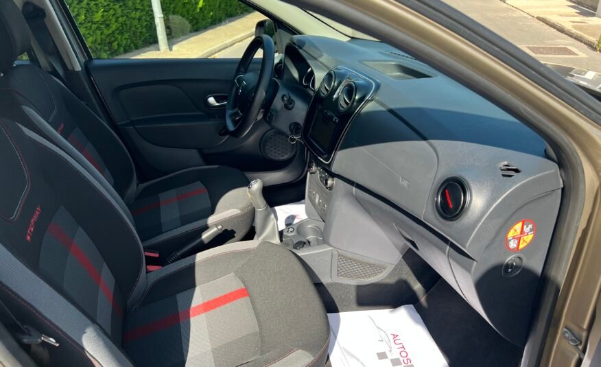Dacia SANDERO STEPWAY GLP 90 cv XPLORE
