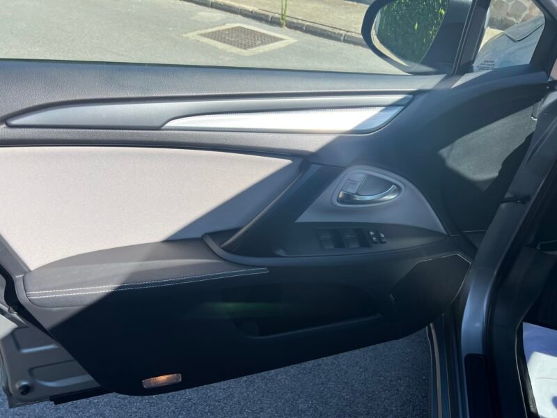 TOYOTA AVENSIS 150 d TOURING SPORTS