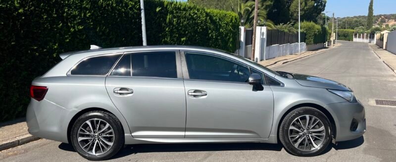 TOYOTA AVENSIS 150 d TOURING SPORTS