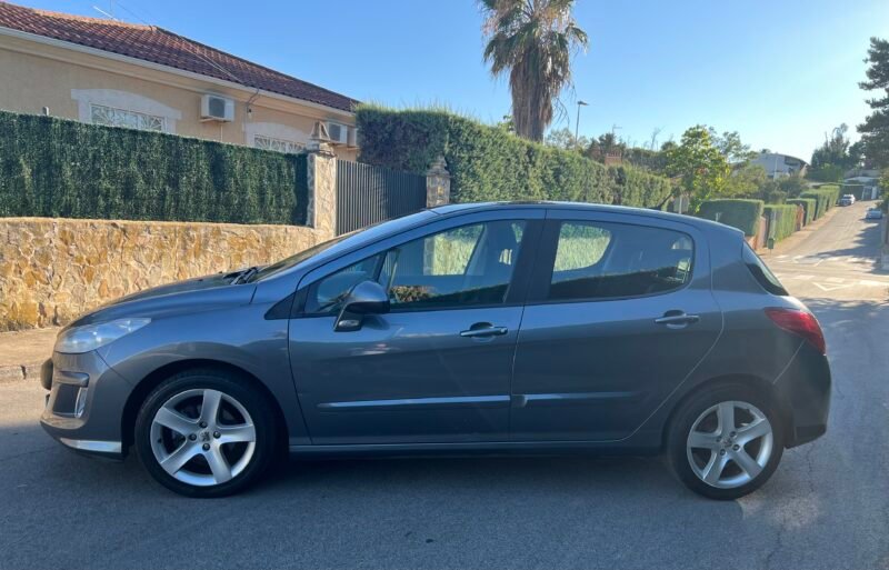 PEUGEOT 308 HDI SPORT PREMIUM