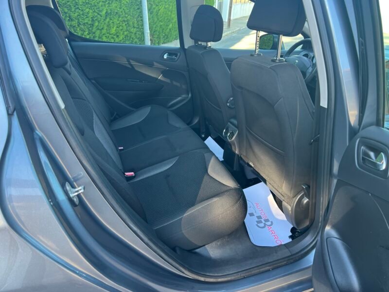 PEUGEOT 308 HDI SPORT PREMIUM
