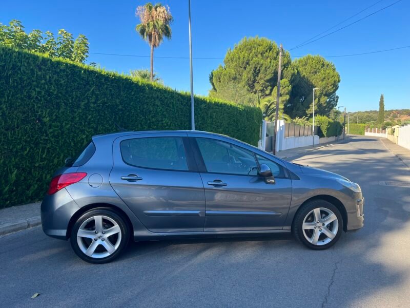 PEUGEOT 308 HDI SPORT PREMIUM