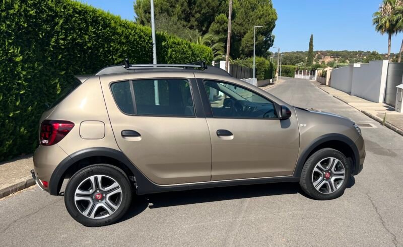 Dacia SANDERO STEPWAY GLP 90 cv XPLORE
