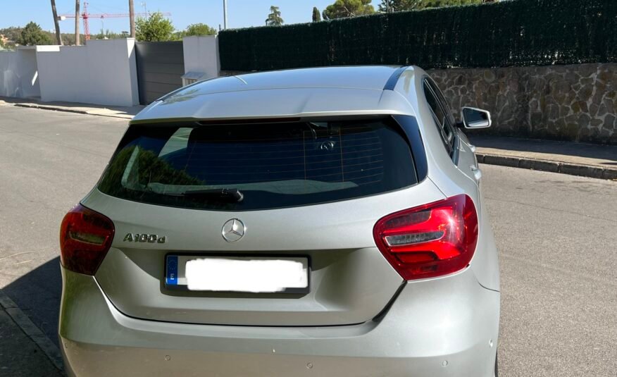 MERCEDES-BENZ A 180 Cdi Urban Automático URBAN
