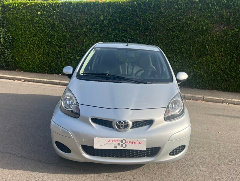 TOYOTA Aygo 1.0 VVTI CONNECT Connect