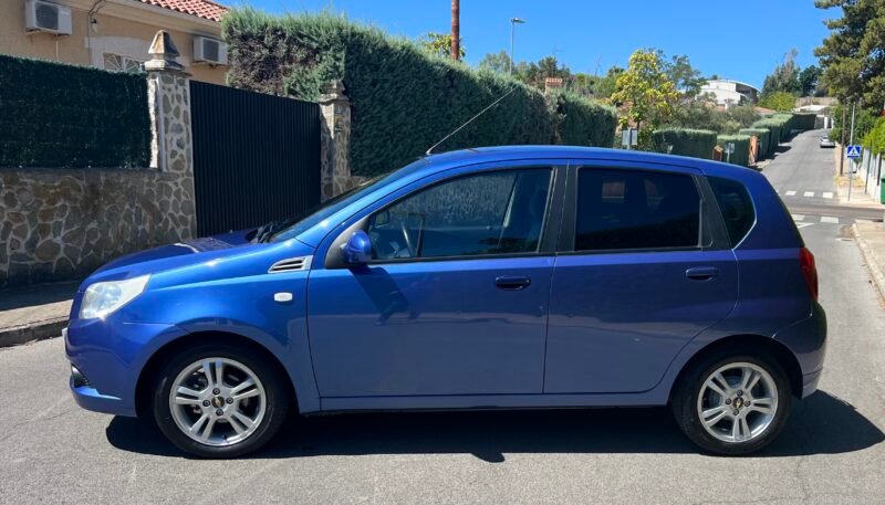Chevrolet Aveo 1.2 16 v