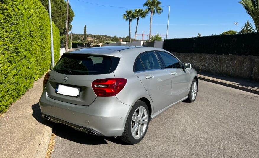 MERCEDES-BENZ A 180 Cdi Urban Automático URBAN