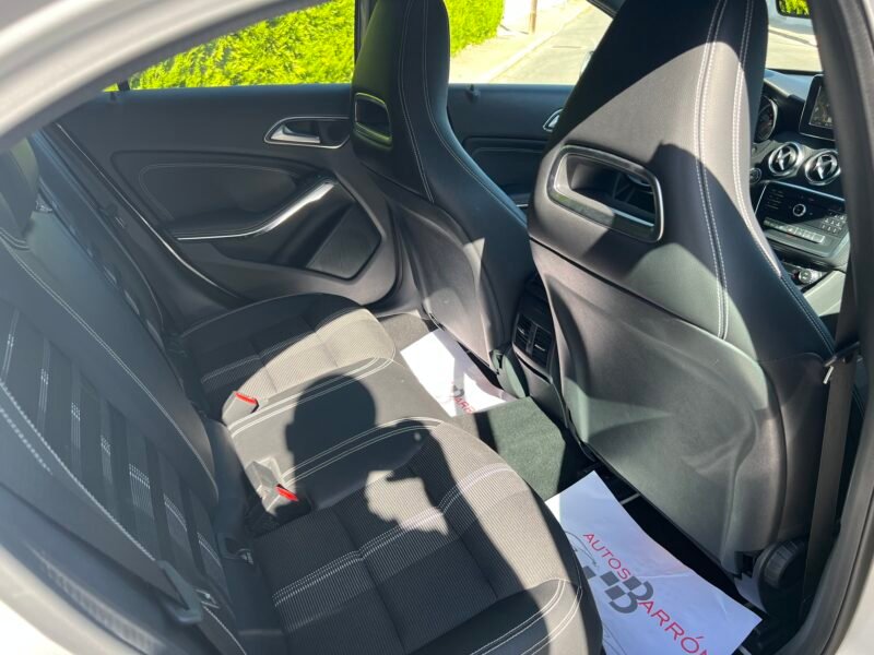 MERCEDES-BENZ A 180 Cdi Urban Automático URBAN