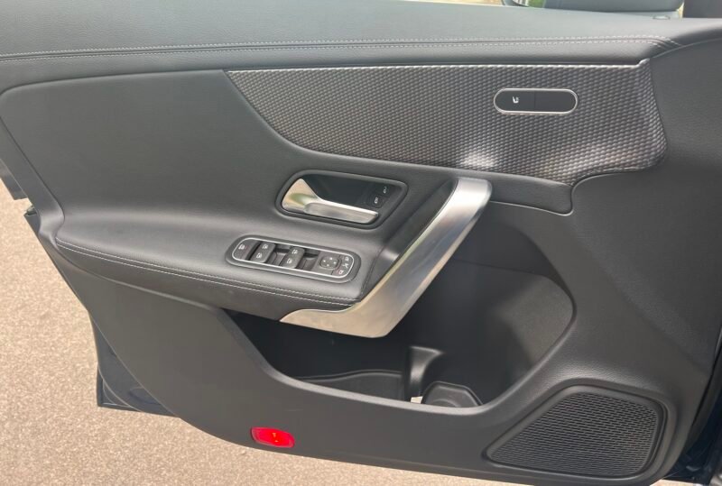 MERCEDES-BENZ CLA 200 SHOOTING BRAKE 8 G PROGRESSIVE