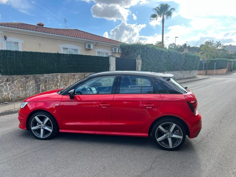AUDI A1 1.4 TDI 90 cv S-LINE