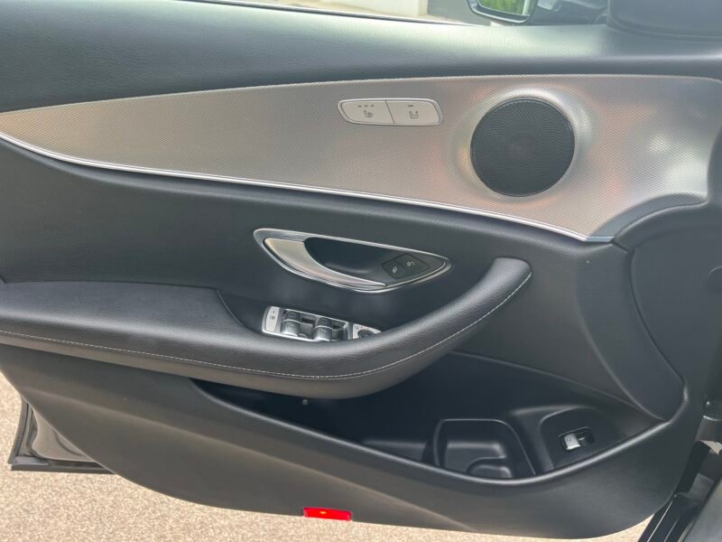 MERCEDES-BENZ E 220 CDI 4 MATIC AMG 194 cv Amg
