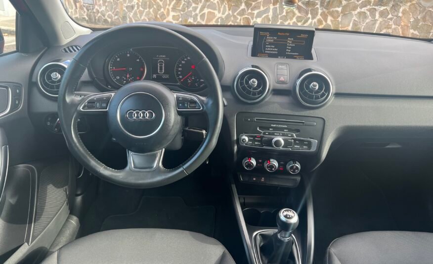 AUDI A1 1.4 TDI 90 cv S-LINE