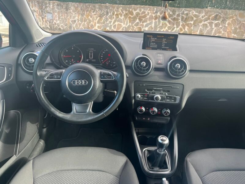 AUDI A1 1.4 TDI 90 cv S-LINE