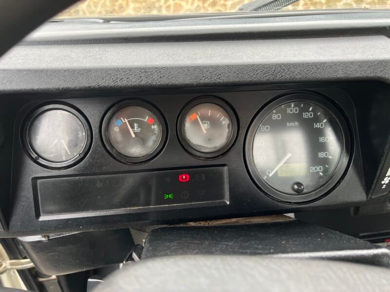 LAND-ROVER DEFENDER 110 PICK UP 2.5 Td 122 cv