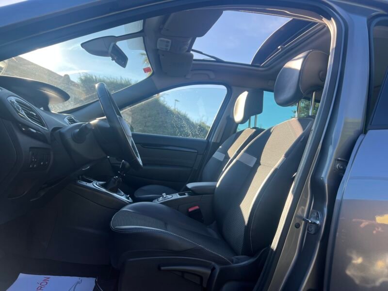 RENAULT SCÉNIC 1.6 dci 130 cv