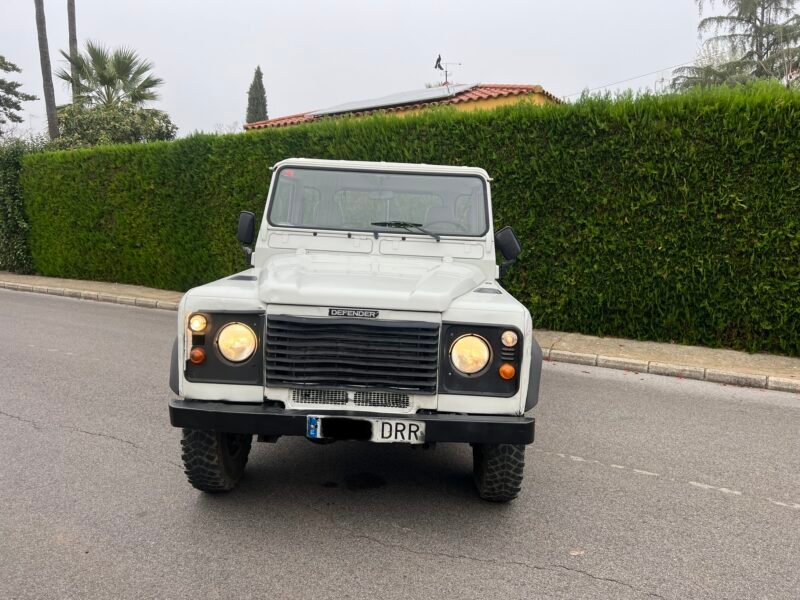 LAND-ROVER DEFENDER 110 PICK UP 2.5 Td 122 cv