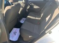 TOYOTA Auris hibrido Active 140