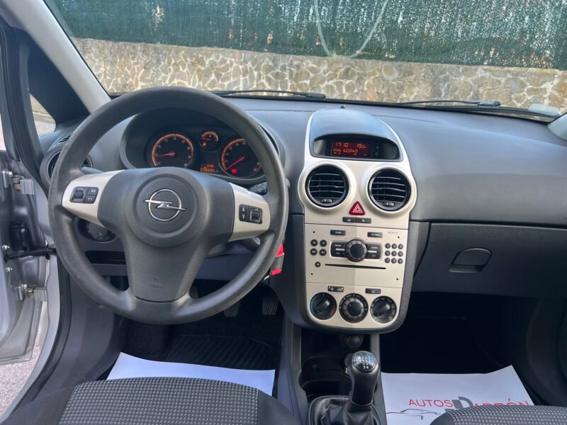 OPEL Corsa 1.2 i 80 cv