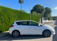 TOYOTA Auris hibrido Active 140