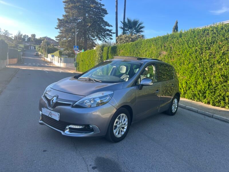 RENAULT SCÉNIC 1.6 dci 130 cv