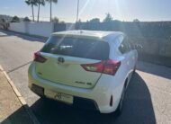 TOYOTA Auris hibrido Active 140