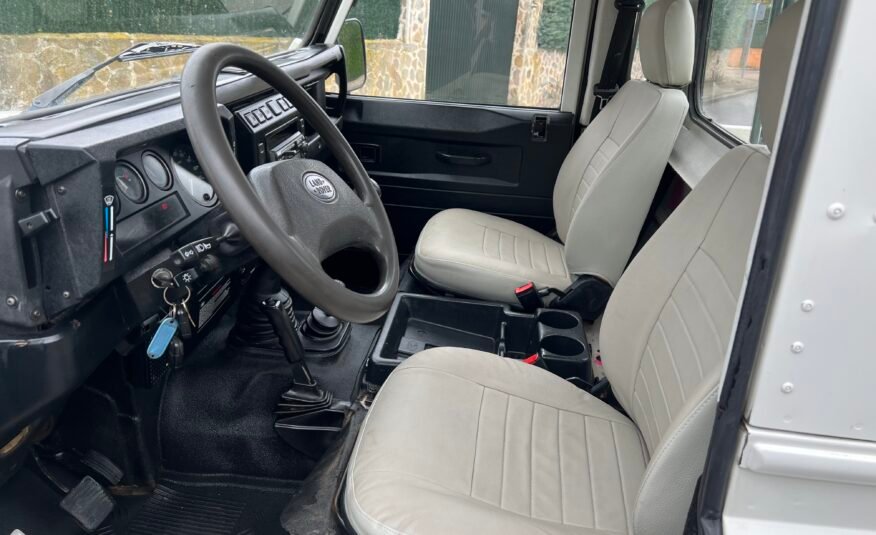 LAND-ROVER DEFENDER 110 PICK UP 2.5 Td 122 cv